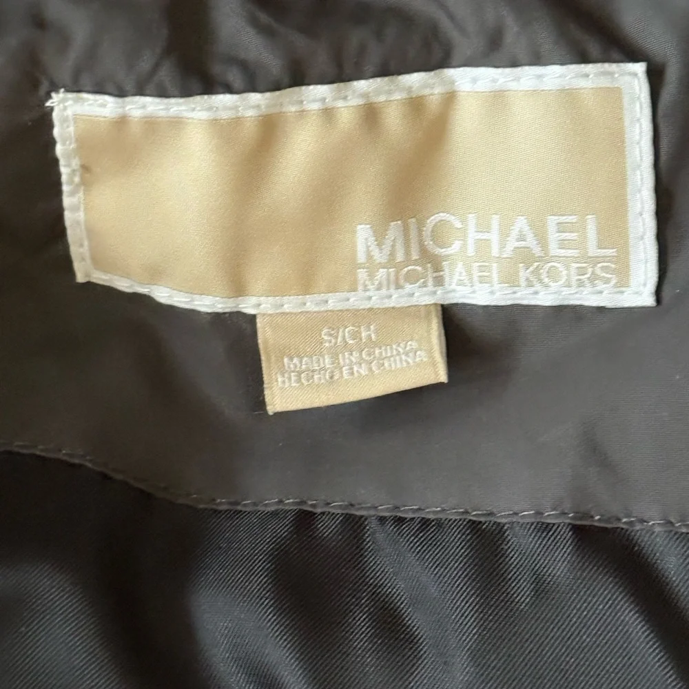 Michael Kors Women’s Quilted Down Puffer Coat Parka Jacket Olive Green Sz Small - Picture 6 of 7
